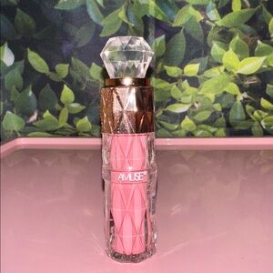 Amuse Glamorous Pink Liquid Lipstick